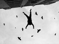Во Владивостоке история «летающего мальчика» закончилась возбуждением уголовного дела по факту угрозы убийством
